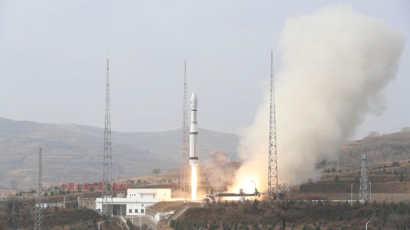 China lança satélite de ciências da Terra