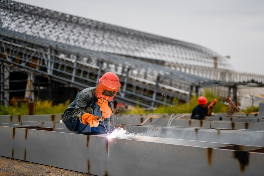 Produção de aço bruto da China mantém crescimento estável