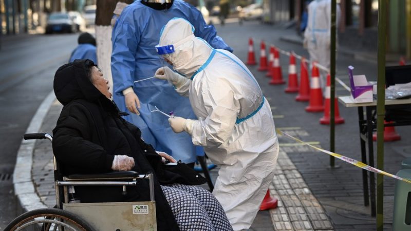 Parte continental chinesa relata 166 novos casos de COVID-19 transmitidos localmente