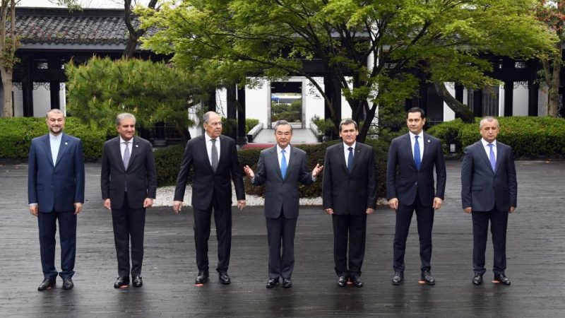 Chanceler chinês preside 3ª reunião de ministros das Relações Exteriores entre países vizinhos do Afeganistão