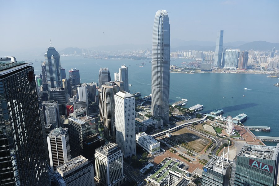 Hong Kong sobe para 2º lugar no ranking de inclusão financeira global, segundo relatório