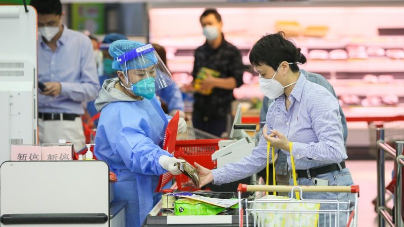 Especialistas em saúde apoiam política chinesa de controle da COVID-19