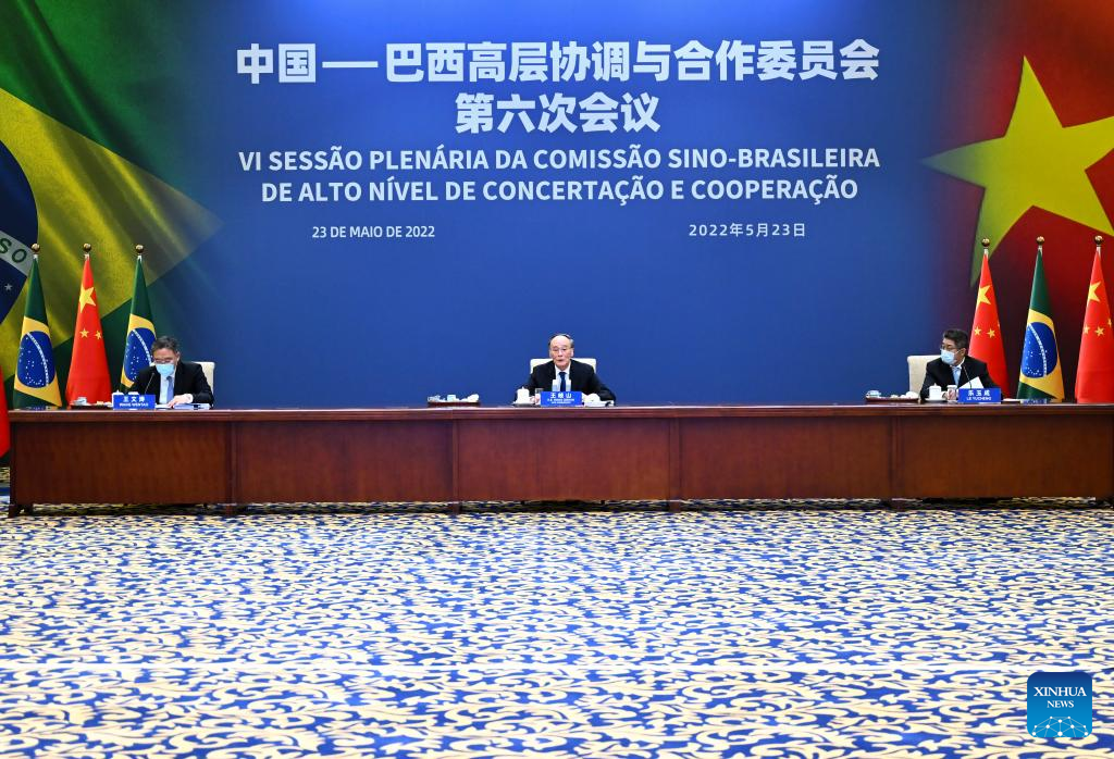 Vice-presidentes da China e do Brasil comandam reunião da COSBAN