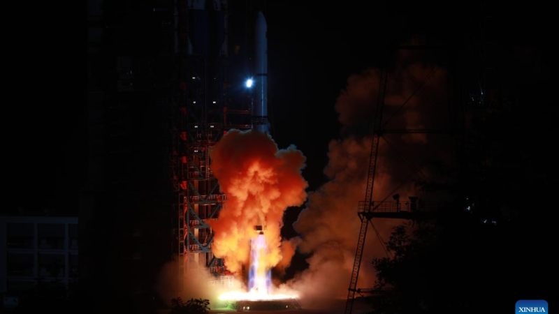 China lança com sucesso novo satélite de sensoriamento remoto