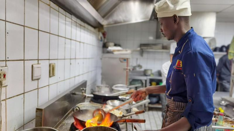  Cozinha chinesa é uma benção para trabalho de chef namibiano