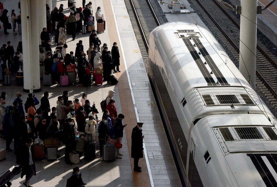 China coloca 2.000 km de ferrovias de alta velocidade em serviço em 2022