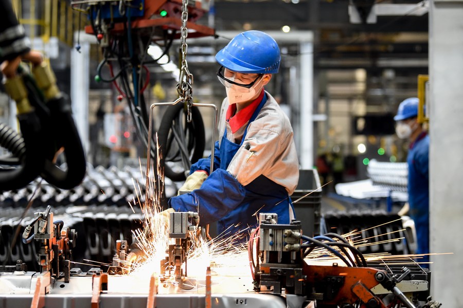  Produção industrial da China sobe 3,9% em março