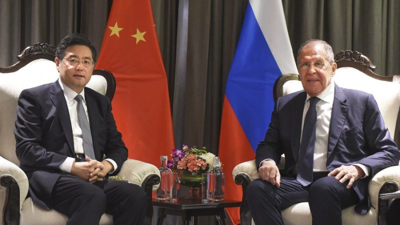  China e Rússia prometem promover laços e cooperação no âmbito da OCS