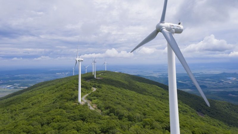 China tem aumento na capacidade recém-instalada de energia eólica e fotovoltaica