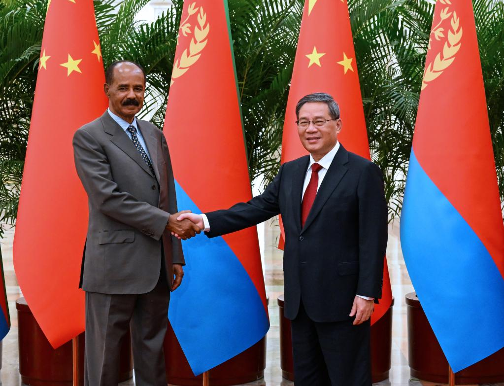 Primeiro-ministro chinês reúne-se com presidente da Eritreia