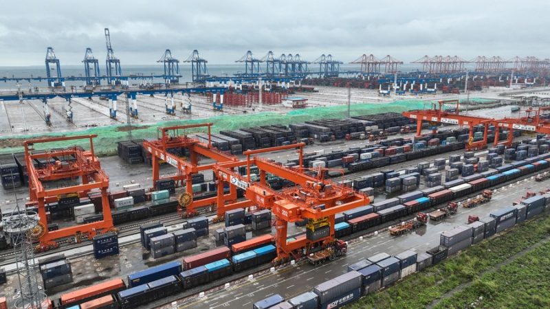 Índice de transporte de contêineres de exportação da China sobe em maio