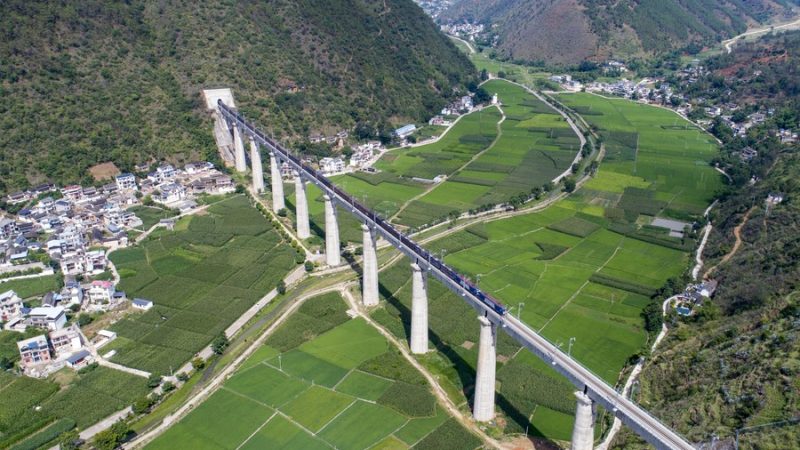 Carga transportada por ferrovias chinesas aumenta 4,4% em 2022