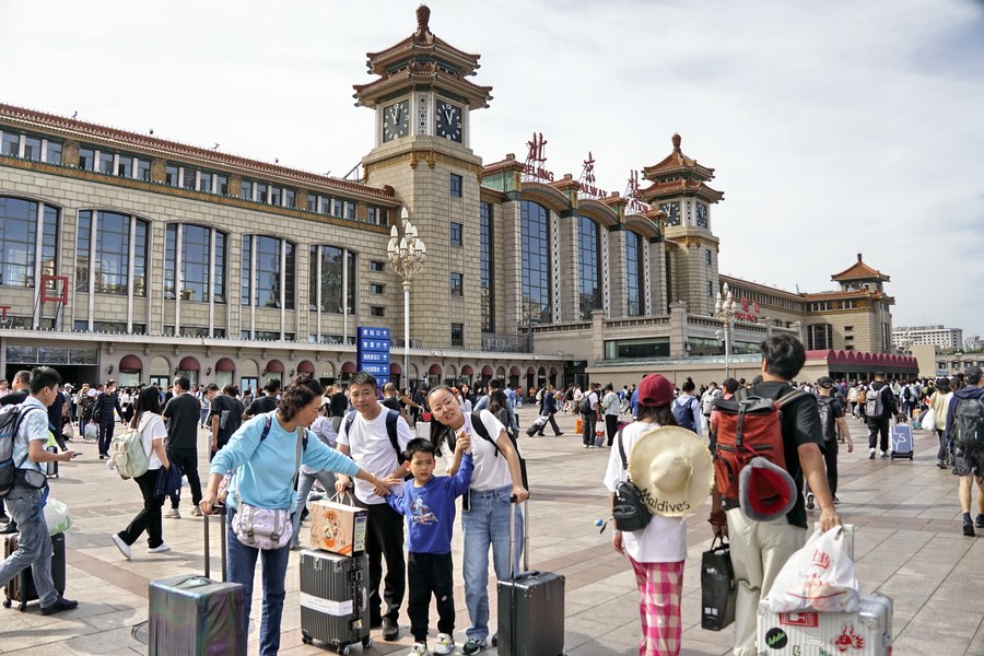 Viagens ferroviárias de passageiros da China mais que dobram entre janeiro e agosto