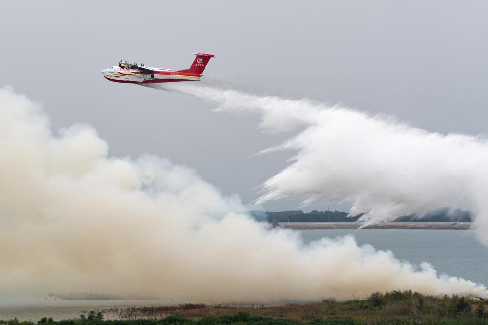 Exercício de resgate aéreo de emergência destaca aeronaves independentemente desenvolvidas pela China