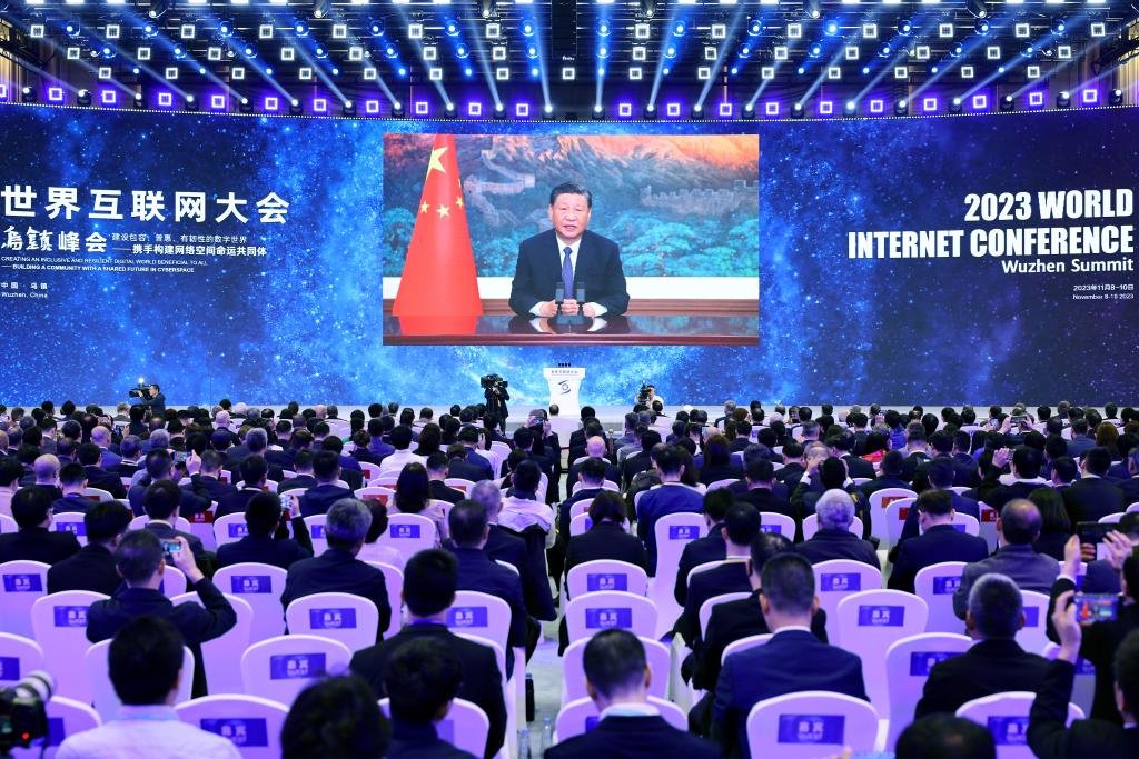 Xi pede que internet beneficie melhor pessoas de todos os países