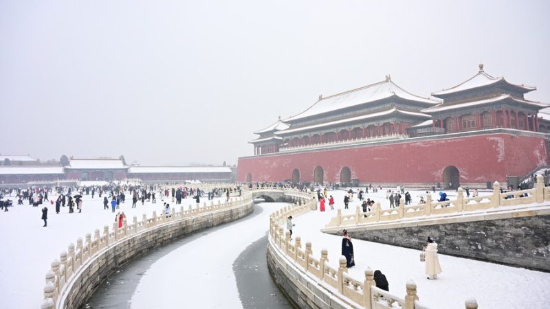 Neve continua em Beijing com onda de frio chegando