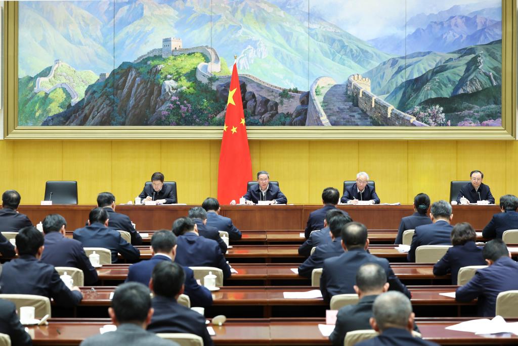 Premiê chinês pede esforços para reduzir acidentes de trabalho