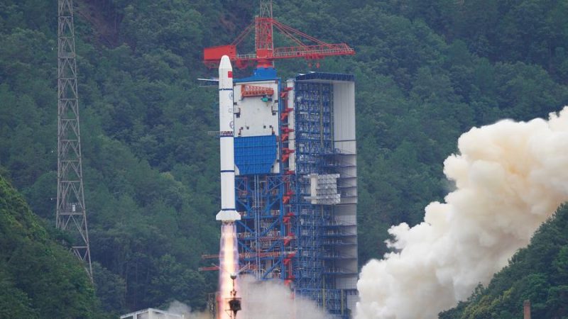  Satélite sino-francês detecta explosões de raios gama após teste em órbita