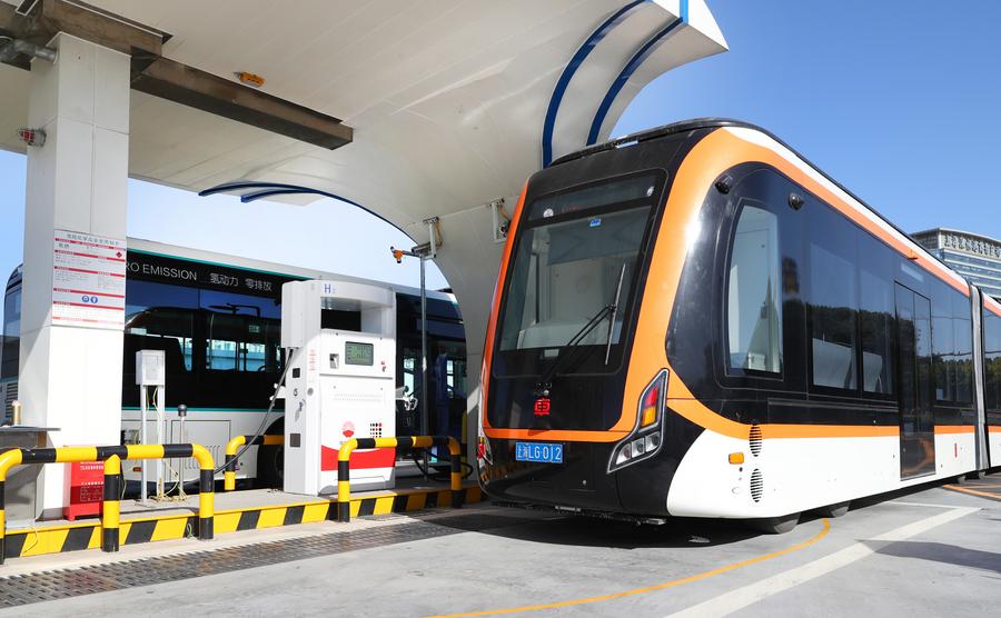 Ônibus e táxis de Shanghai mudarão totalmente para veículos de nova energia até 2027