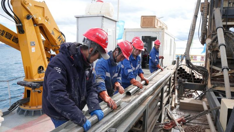 Quase 12 mil talentos ajudam no desenvolvimento de Xizang ao longo de 30 anos