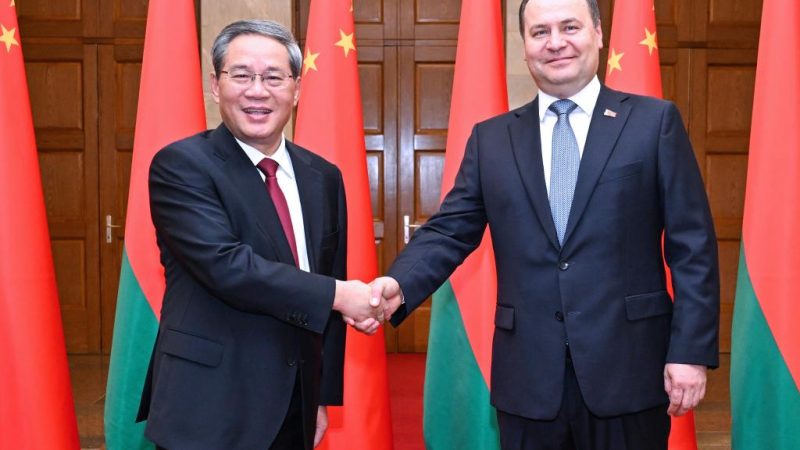 China continuará sendo verdadeira amiga e boa parceira de Belarus, diz premiê Li