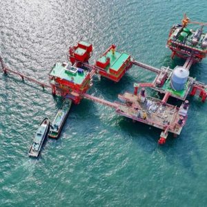 Nova plataforma offshore explora potencial das reservas de petróleo pesado na China