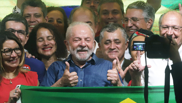 Lula e Xi Jinping: Coincidência vai além do terceiro mandato e é vista em discurso por nova ordem mundial
