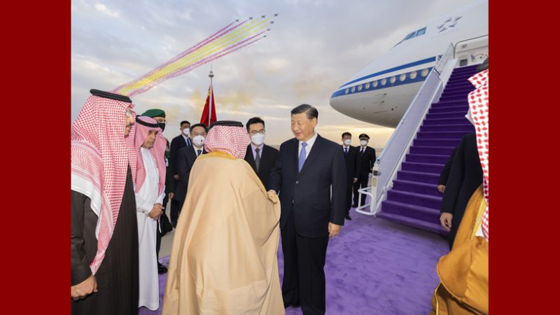 Presidente chinês publica um artigo assinado na mídia da Arábia Saudita