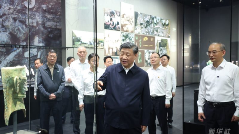 Xi Jinping faz visita de inspeção e pesquisa em Sichuan