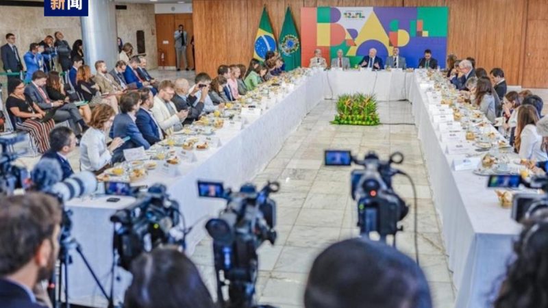 Lula aplaude ampliação do BRICS