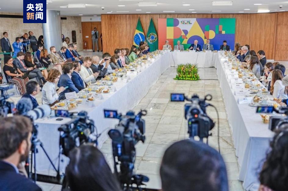 Lula aplaude ampliação do BRICS