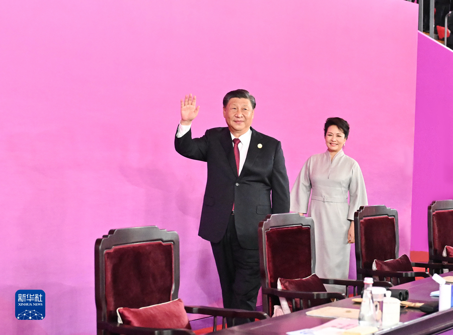 Xi Jinping participa da cerimônia de abertura dos Jogos Asiáticos em Hangzhou