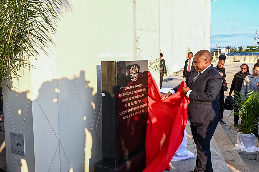 Presidente moçambicano inaugura Centro Cultural Moçambique-China