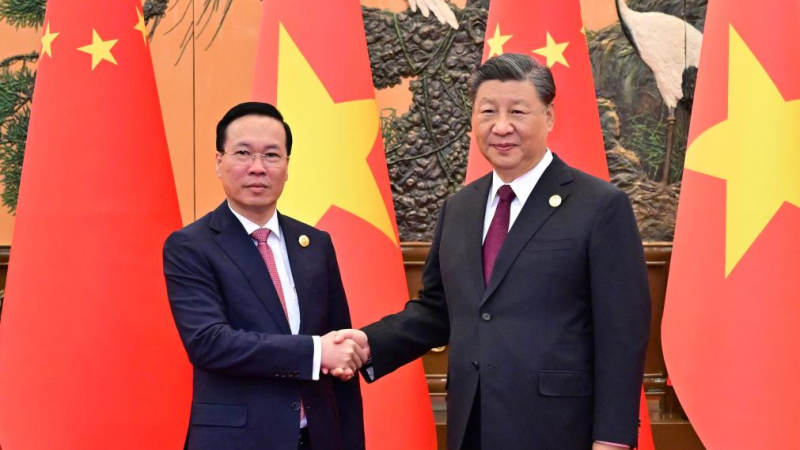 Xi Jinping reúne-se com presidente vietnamita