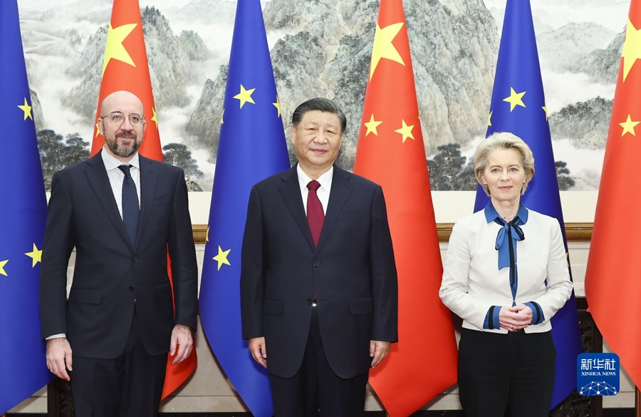Xi Jinping recebe presidentes do Conselho Europeu e da Comissão Europeia