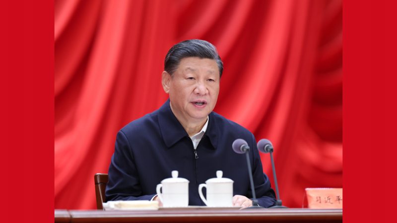 Xi Jinping pede esforços para promover desenvolvimento de alta qualidade do setor financeiro