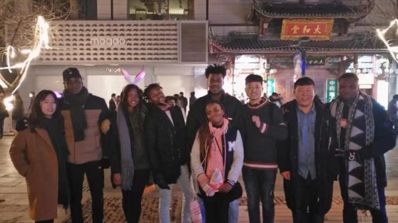 Do lazer à descoberta de uma paixão: a história da primeira moçambicana que leciona mandarim