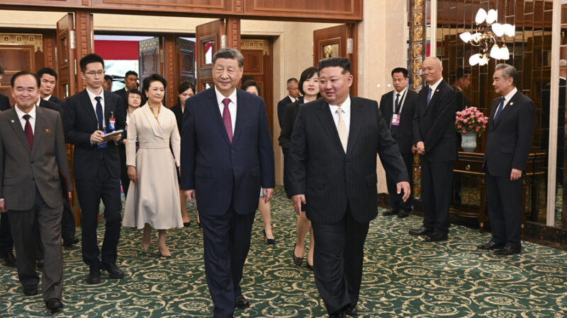 Casal presidencial da China comparece a almoço oferecido pelo líder da RPDC e sua esposa