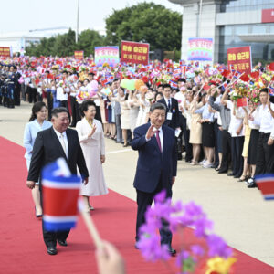 Kim Jong Un realiza cerimônia de despedida para Xi Jinping