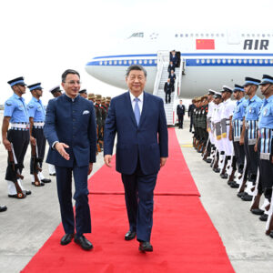 Xi Jinping desembarca em Nova Déli para participar da Cúpula do BRICS (atualizado)