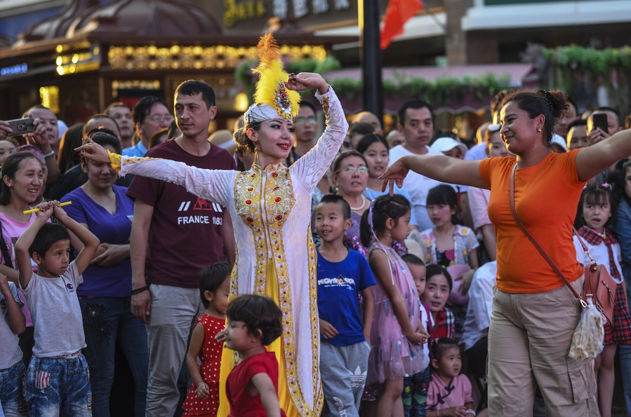 Empresas ligadas à cultura na China criam 1,6 milhão de empregos