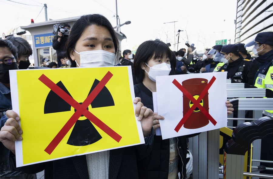 China e República da Coreia exigem que Japão lide prudentemente com águas residuais de Fukushima