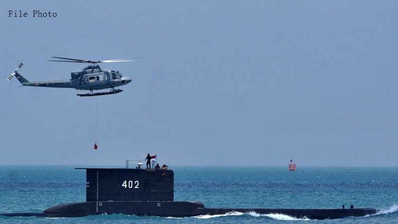 Submarino indonésio com 53 tripulantes pode ter afundado