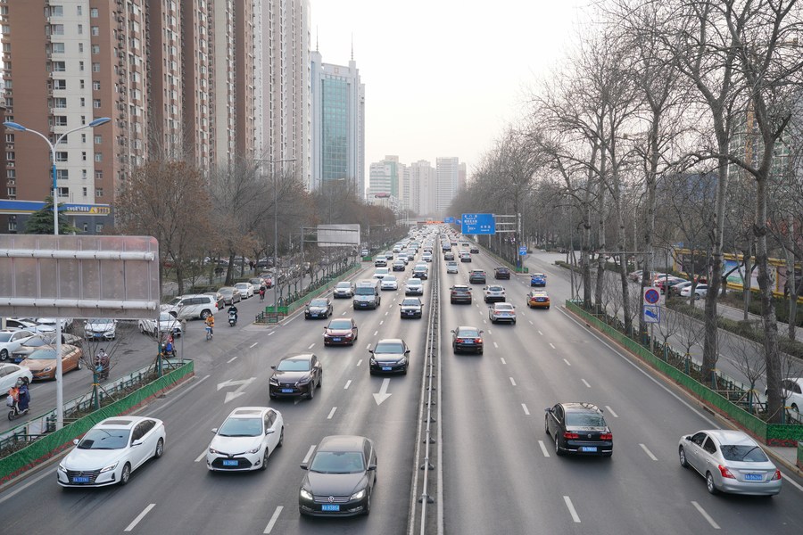 China elabora regras sobre coleção de dados de carros