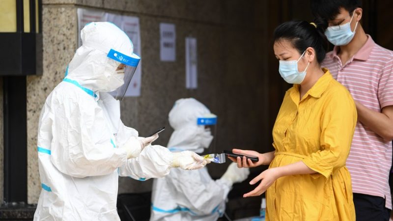 Wuhan lança teste de COVID-19 em toda a cidade