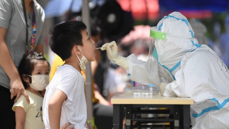 Parte continental da China registra dois casos de COVID-19 transmitidos localmente