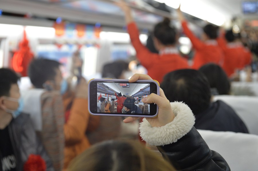 Mercado de celulares da China resfria no segundo trimestre, diz relatório