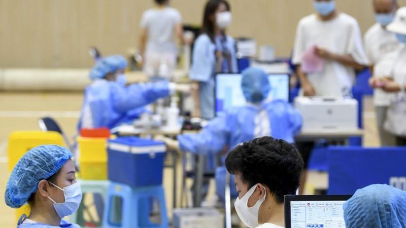 Parte continental da China registra 13 novos casos de COVID-19 transmitidos localmente