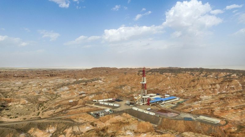 Campo petrolífero de Tarim produz mais de 30 milhões de toneladas de petróleo e gás equivalente