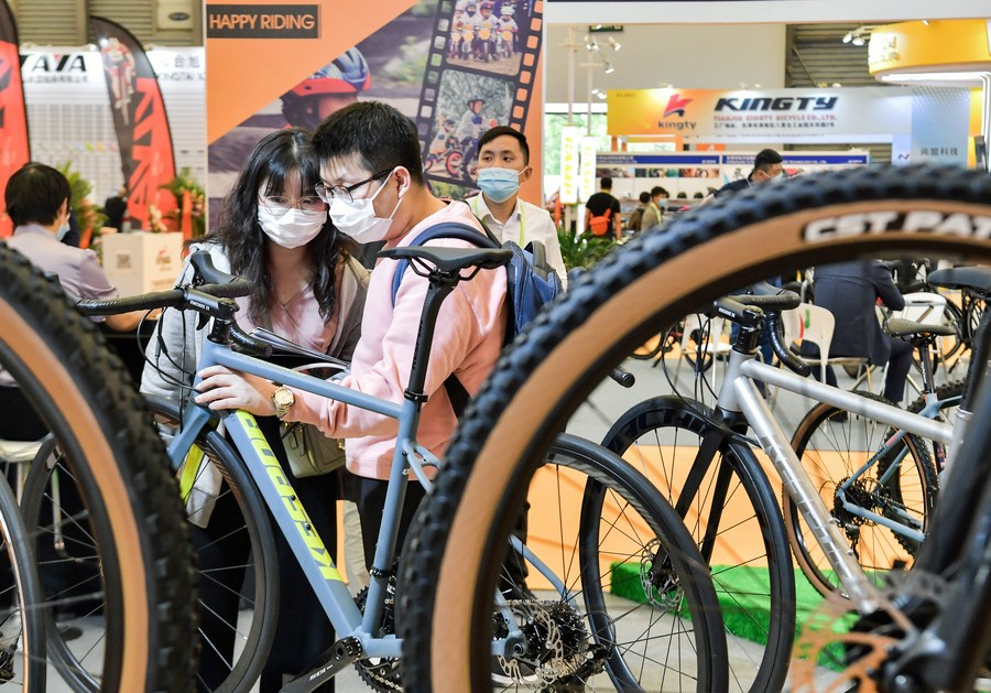 Febre do ciclismo ressurge na China